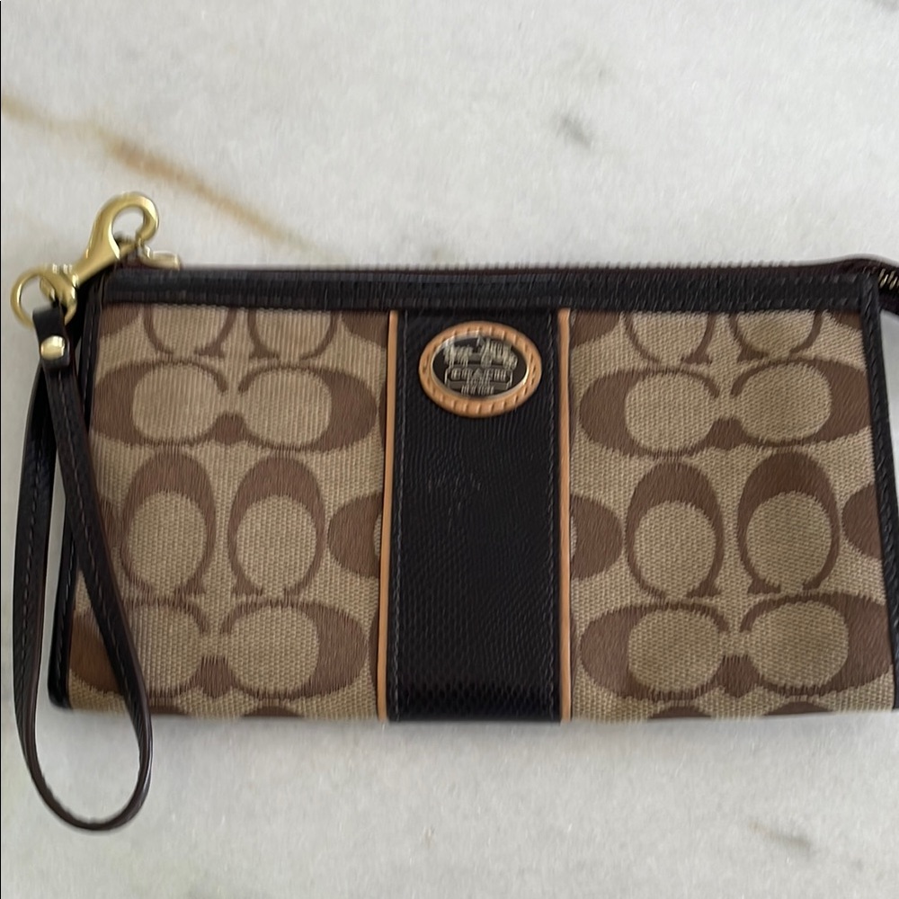 Coach Signature Clutch in Black and Tan- BUY IT NOW PRICE $30
